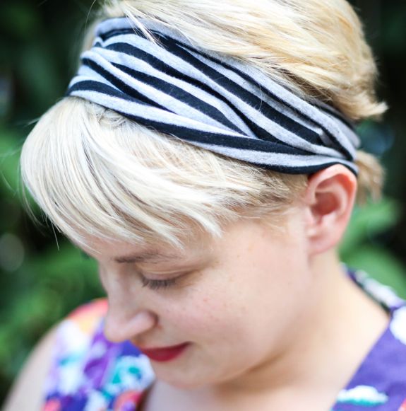 How to Make a Headband with an Infinity Scarf