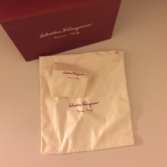 How to Spot a Fake Ferragamo Belt Box