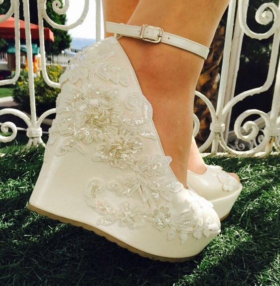 Comfortable Wedding  Shoes  for Brides StyleWile