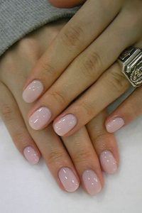 Round Nails